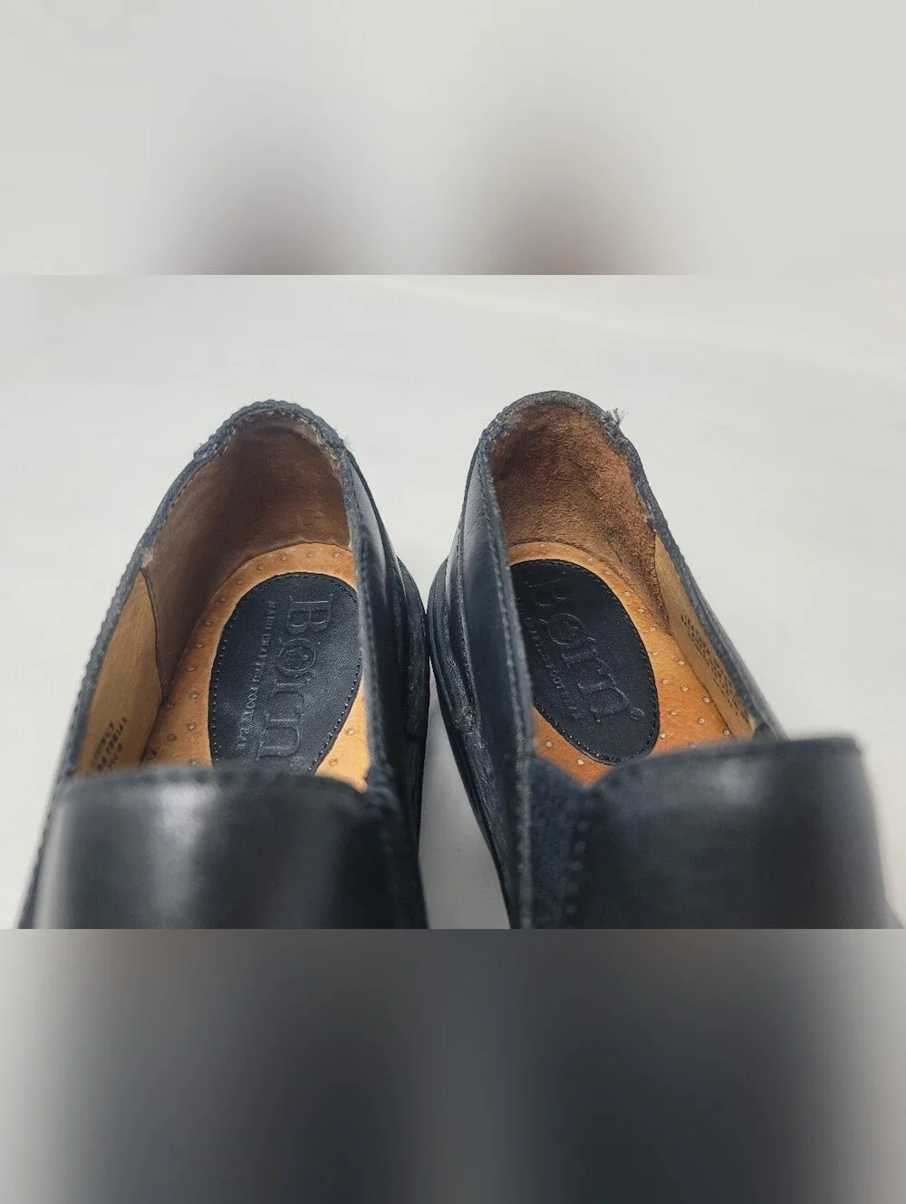Born Womens Black Leather Slip On Cushioned Flats Walking Loafers Shoes Clean 7